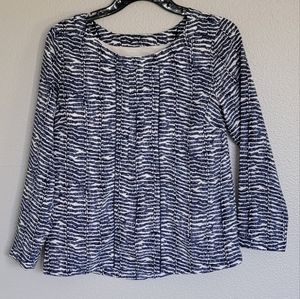 VINEYARD NAVY LONG SLEEVE TOP/  SIZE 0.